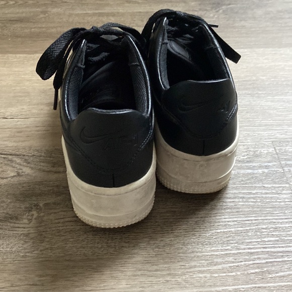 Women’s Nike Air Force 1 platform sneaker black size 6 - Picture 4 of 5